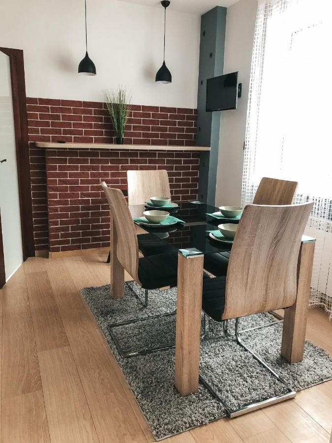 Apartament Ii *