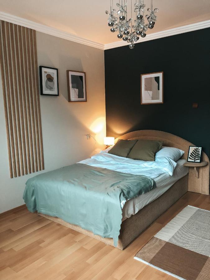 Apartament Ii *
